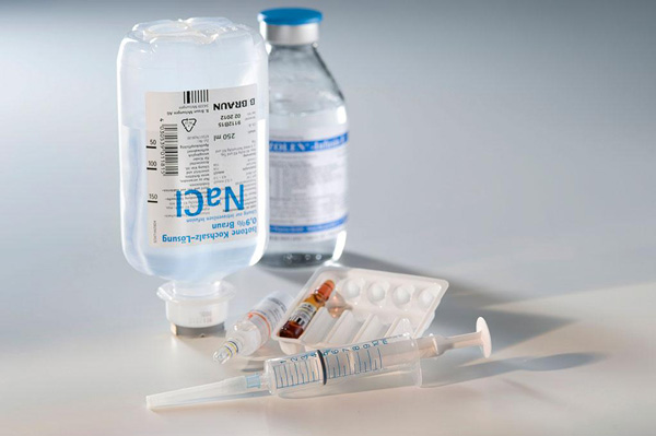 輸液袋是如何進行貼標的？